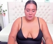 andreaa_walker is a 31 year old female webcam sex model.