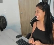 nayla_diaz_ is a  year old female webcam sex model.