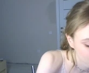 cute_kitti is a  year old female webcam sex model.