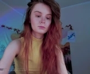 deva_green is a 20 year old female webcam sex model.