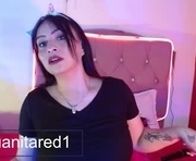 juanitared is a 35 year old female webcam sex model.