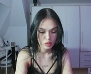 goddess_2204 is a 21 year old female webcam sex model.