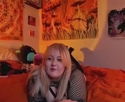 daddygaia8888 is a 29 year old female webcam sex model.
