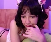 petitee_lunna is a 22 year old female webcam sex model.