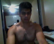 rxzee0910 is a 24 year old male webcam sex model.