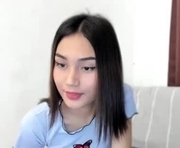 raelynn_04 is a 19 year old shemale webcam sex model.