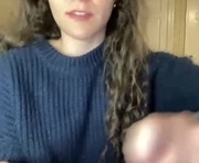 maddyhasyummypussy is a 25 year old female webcam sex model.