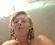 smash3d6969 is a 41 year old female webcam sex model.