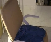 averageuncut1 is a 35 year old shemale webcam sex model.
