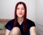 alicianoveli is a 25 year old female webcam sex model.