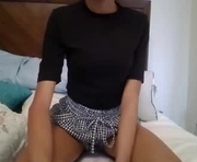 victoriaaa_xxx is a 18 year old female webcam sex model.