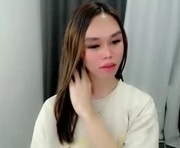 davinascott_03 is a  year old female webcam sex model.