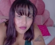 laurensnow__ is a  year old female webcam sex model.