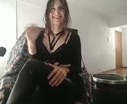 natudure is a 29 year old shemale webcam sex model.