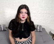 letty_manson is a 18 year old female webcam sex model.