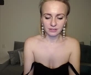 yummylilya is a 35 year old female webcam sex model.