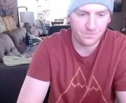 pandaonpanda is a 31 year old male webcam sex model.