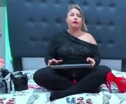 violetmontana is a 35 year old female webcam sex model.