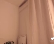 gia_curly is a 23 year old female webcam sex model.