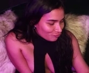 lireesa is a 22 year old female webcam sex model.