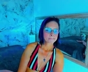 brianna_garnerr is a 44 year old female webcam sex model.