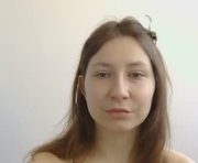 _miss_caroline_ is a 18 year old female webcam sex model.