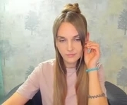 lindamurr is a  year old female webcam sex model.