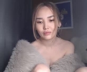 sweetwetg is a 27 year old female webcam sex model.
