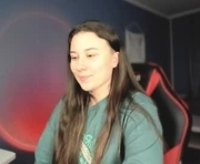laratacker is a 25 year old female webcam sex model.