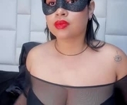 emberlips is a 24 year old female webcam sex model.