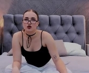 rachelgarcia is a 19 year old female webcam sex model.