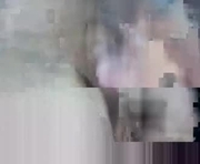 raerae0219 is a  year old shemale webcam sex model.