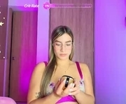 issabela_g1 is a  year old female webcam sex model.