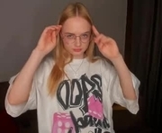 jennifer_ellis is a 18 year old female webcam sex model.
