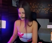 feithut is a  year old female webcam sex model.