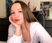 tease_me_now_2025 is a 20 year old female webcam sex model.