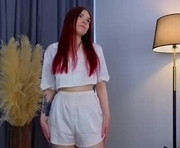 miya_moore is a 19 year old female webcam sex model.