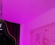 kiara_dream is a  year old female webcam sex model.