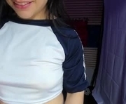 rosse_25 is a 28 year old female webcam sex model.