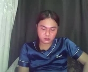 urunexpensivecamilla is a  year old female webcam sex model.