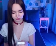 kateleoo is a 19 year old female webcam sex model.