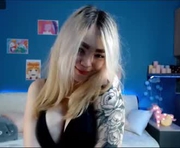 milly_saint is a 21 year old female webcam sex model.