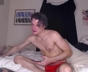 bebexxxdust is a  year old male webcam sex model.