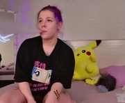 mirafalls is a 21 year old female webcam sex model.