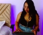 luna_adamsel is a 24 year old female webcam sex model.