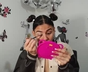 misskarol18 is a  year old female webcam sex model.