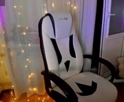 Live cam sex with 25 yrs old female, ,  ,  - purple_mist