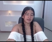 alicemayer1 is a  year old female webcam sex model.