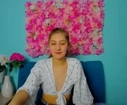 aurorablis is a  year old female webcam sex model.