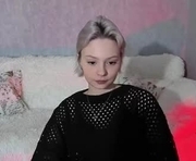 ellales is a 21 year old female webcam sex model.